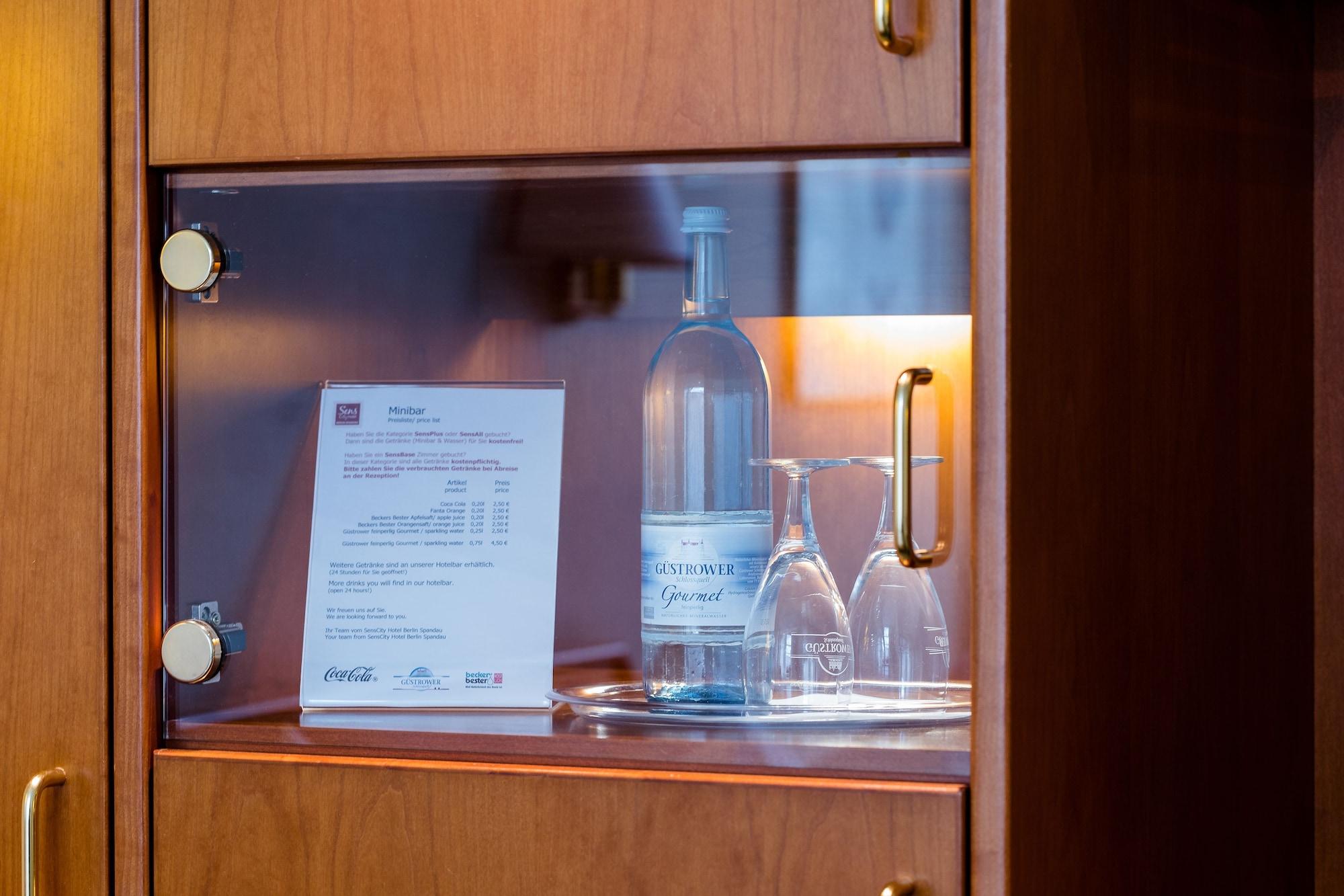 Senscity Hotel Berlin Spandau Eksteriør bilde