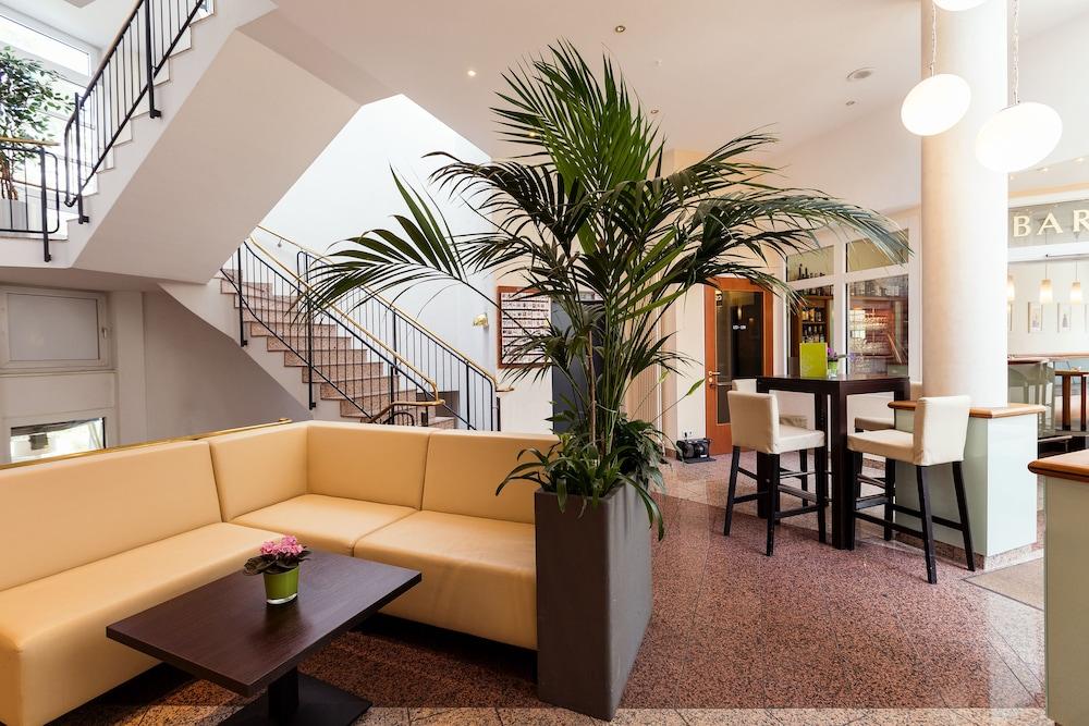 Senscity Hotel Berlin Spandau Eksteriør bilde