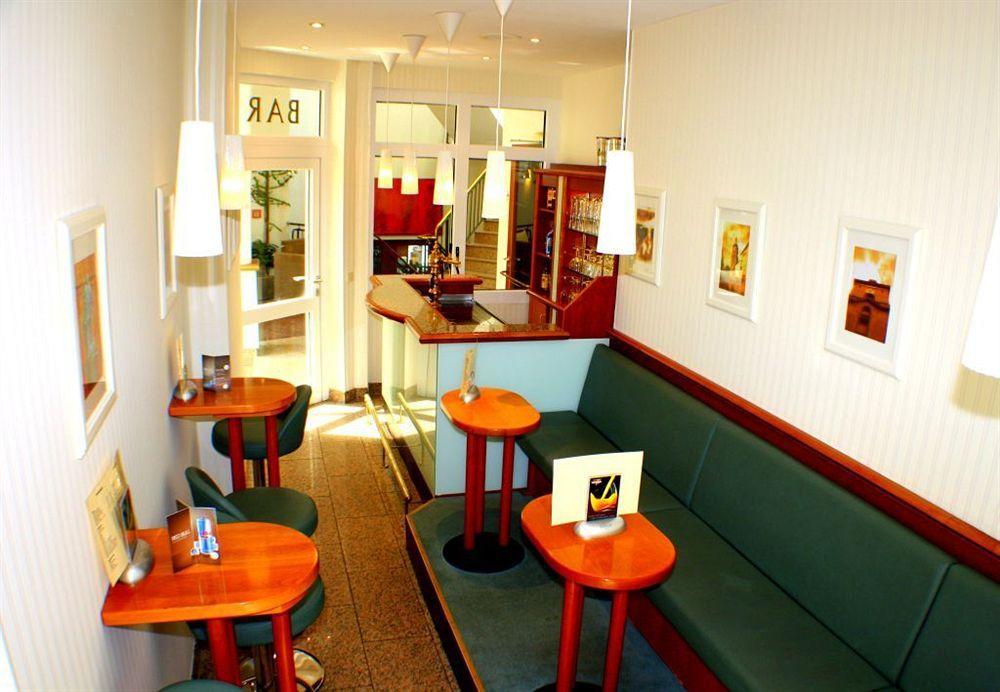Senscity Hotel Berlin Spandau Restaurant bilde