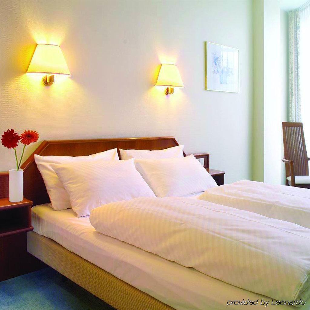 Senscity Hotel Berlin Spandau Eksteriør bilde
